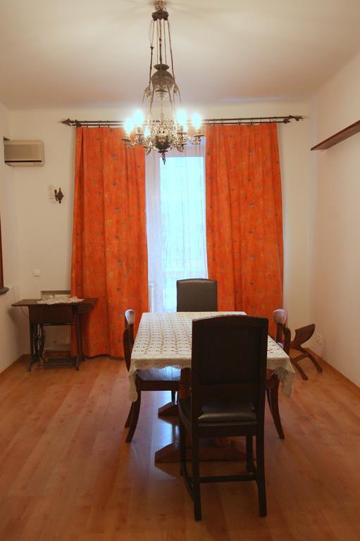 Velvet Apartament Kopinska Варшава Стая снимка